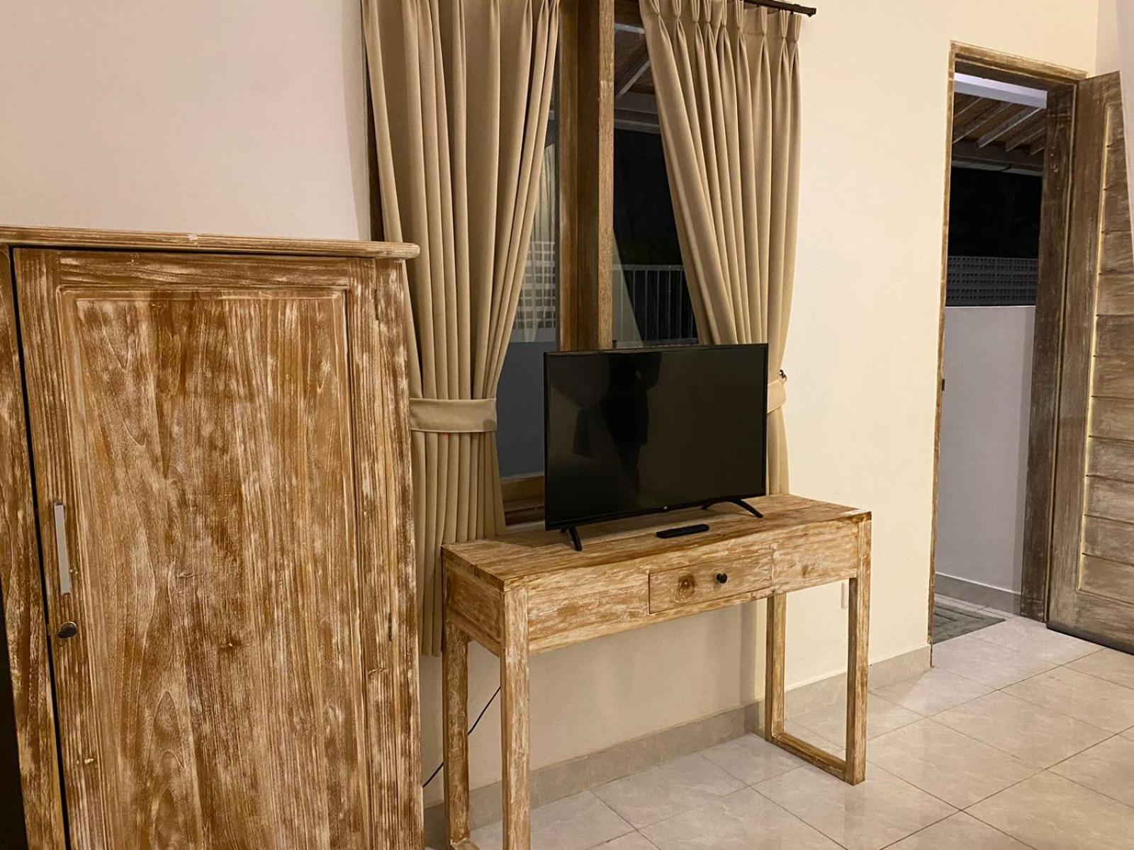 Kubu Mini Guest House Canggu Екстериор снимка